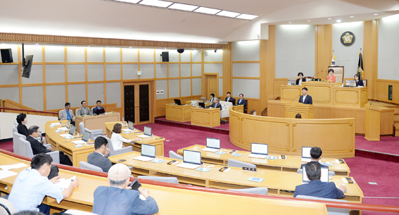 파주시의회, 파행 의회 운영...의장 리더십 부재