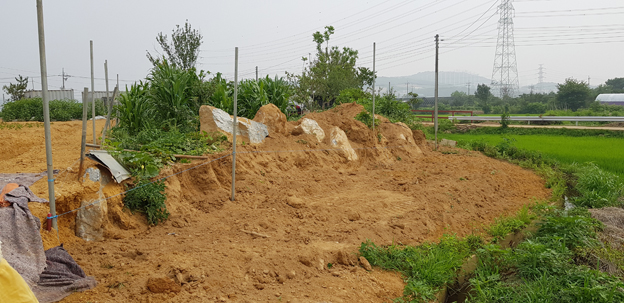 불필요한 민원에 정신적, 금전적 고통받는 주민